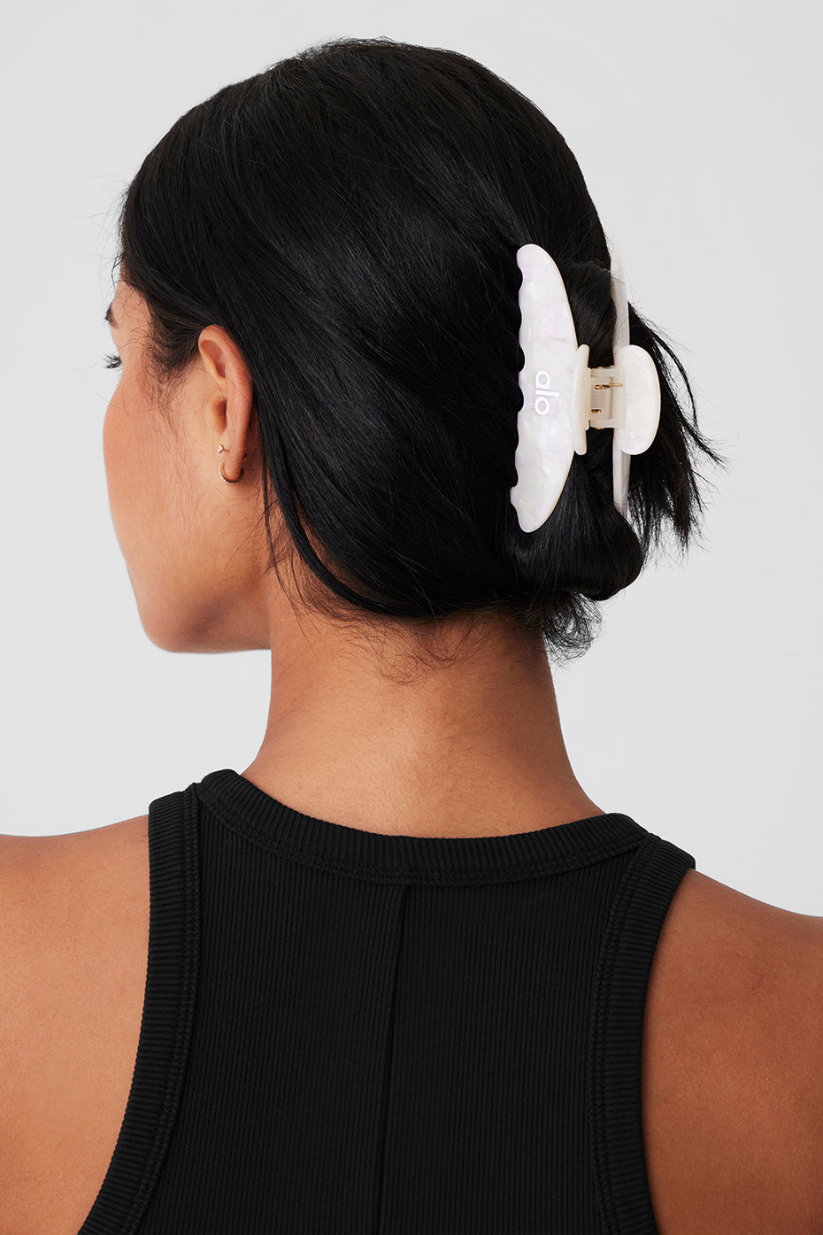 90's Claw Clip - White Pearl - Image 4