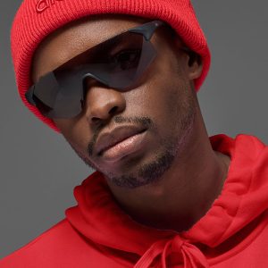 Notable Beanie - Bright Red