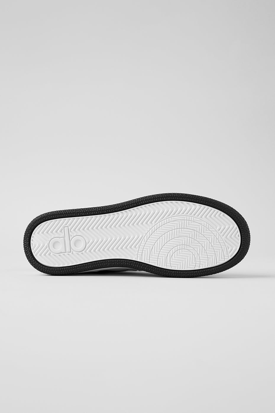 ALO Recovery Mode Sneaker - Black/White - Image 5