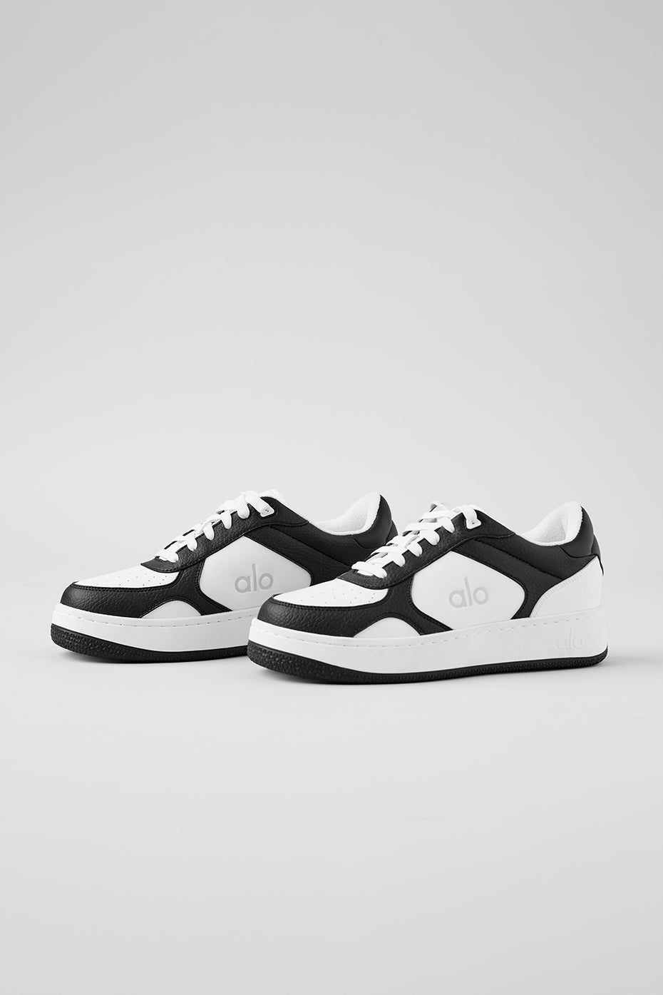 ALO Recovery Mode Sneaker - Black/White - Image 4