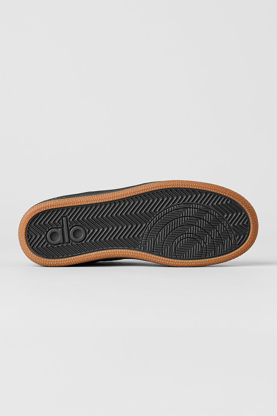 ALO Recovery Mode Sneaker - Black/Gum - Image 5