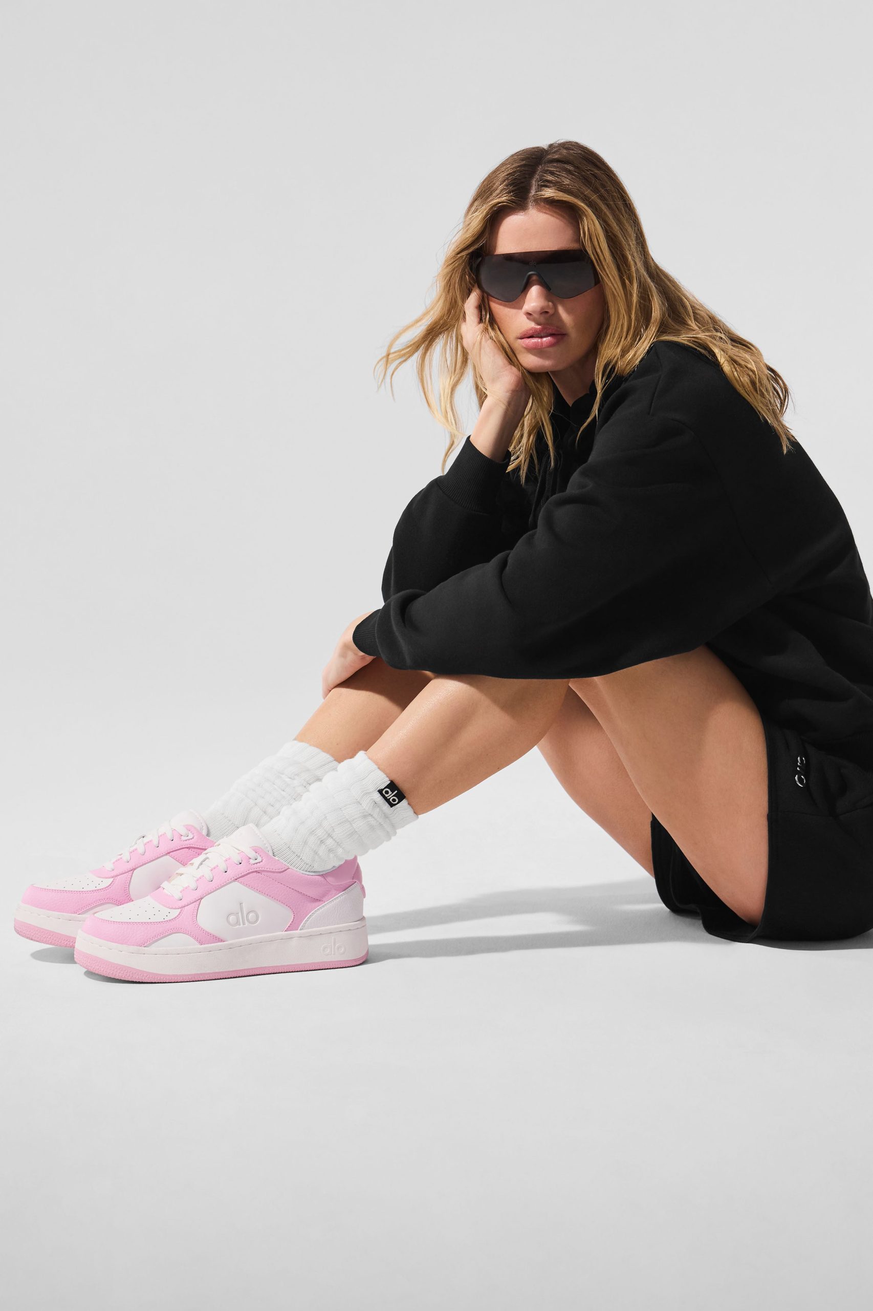 ALO Recovery Mode Sneaker - Pink/White - Image 2