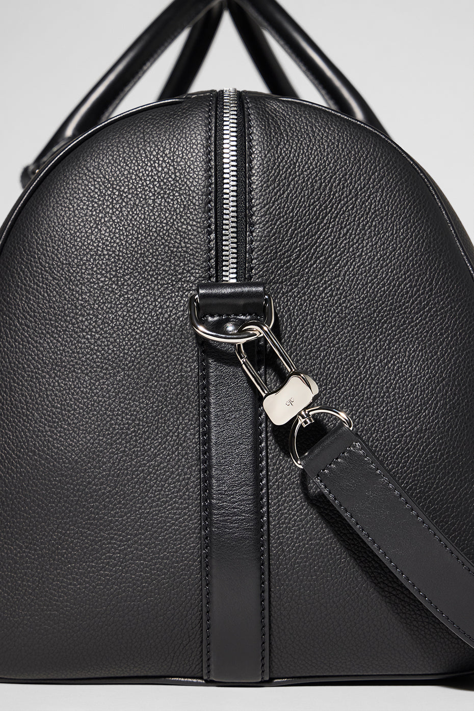 ALO Voyage Duffle - Black Leather - Image 6
