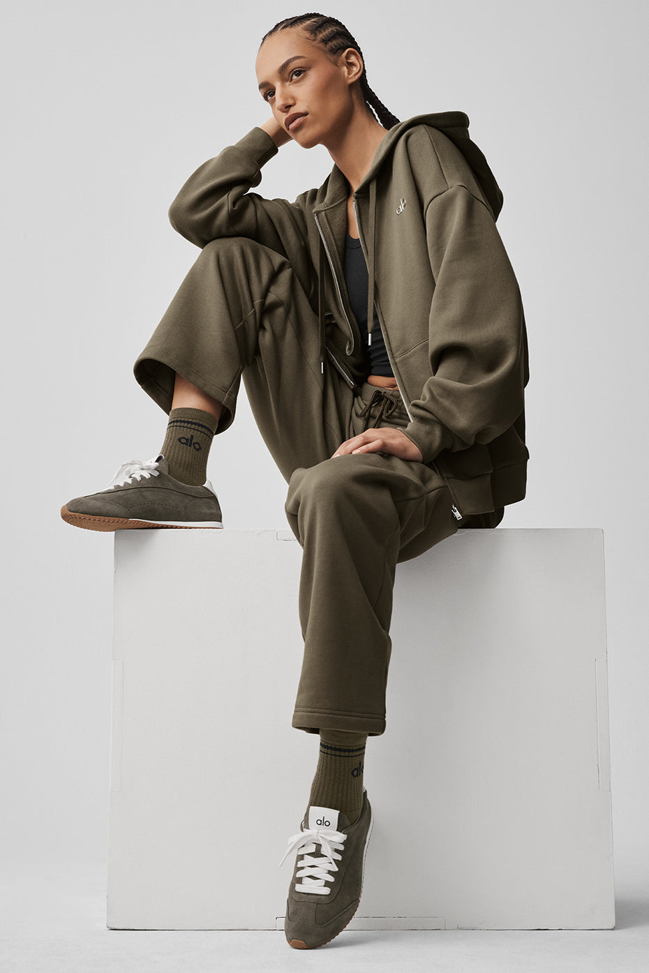 ALO Sunset Sneaker - Olive Tree - Image 2
