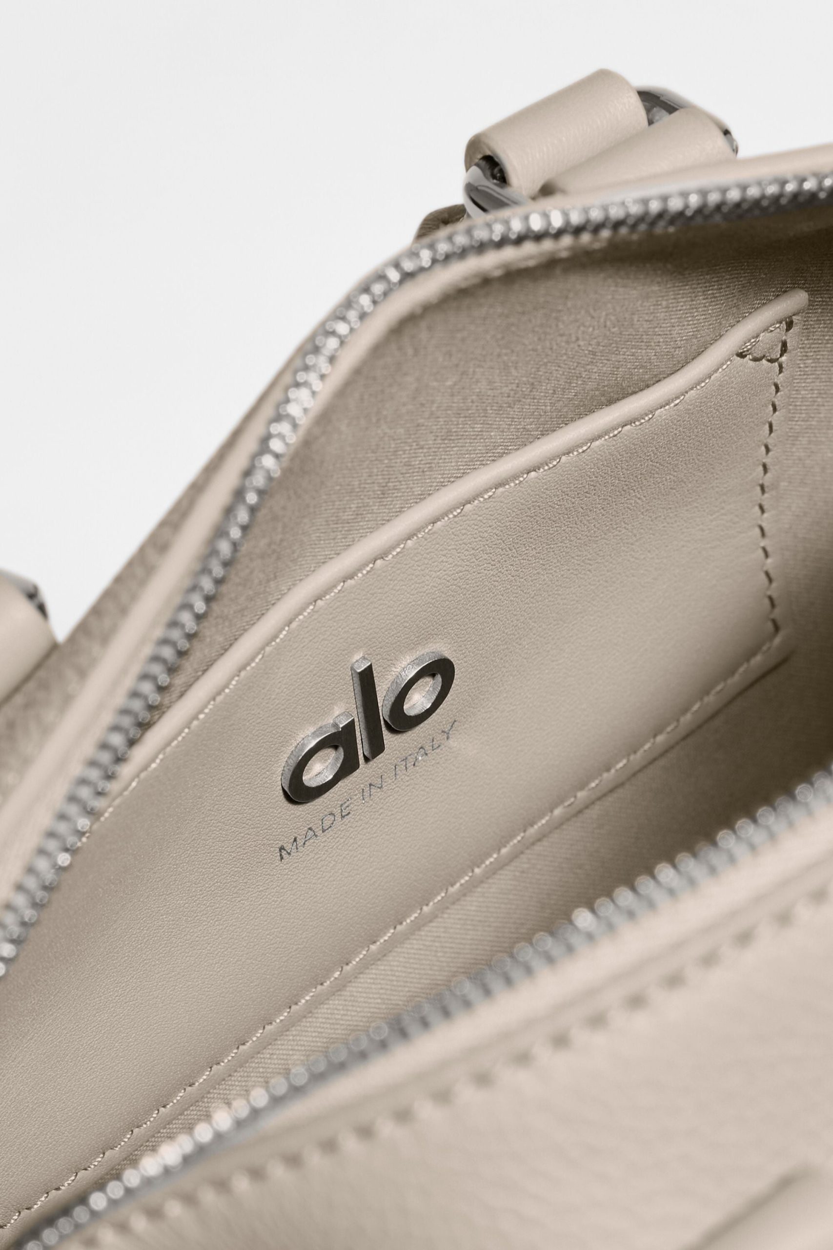 ALO Daily Voyage - Gravel Leather - Image 8