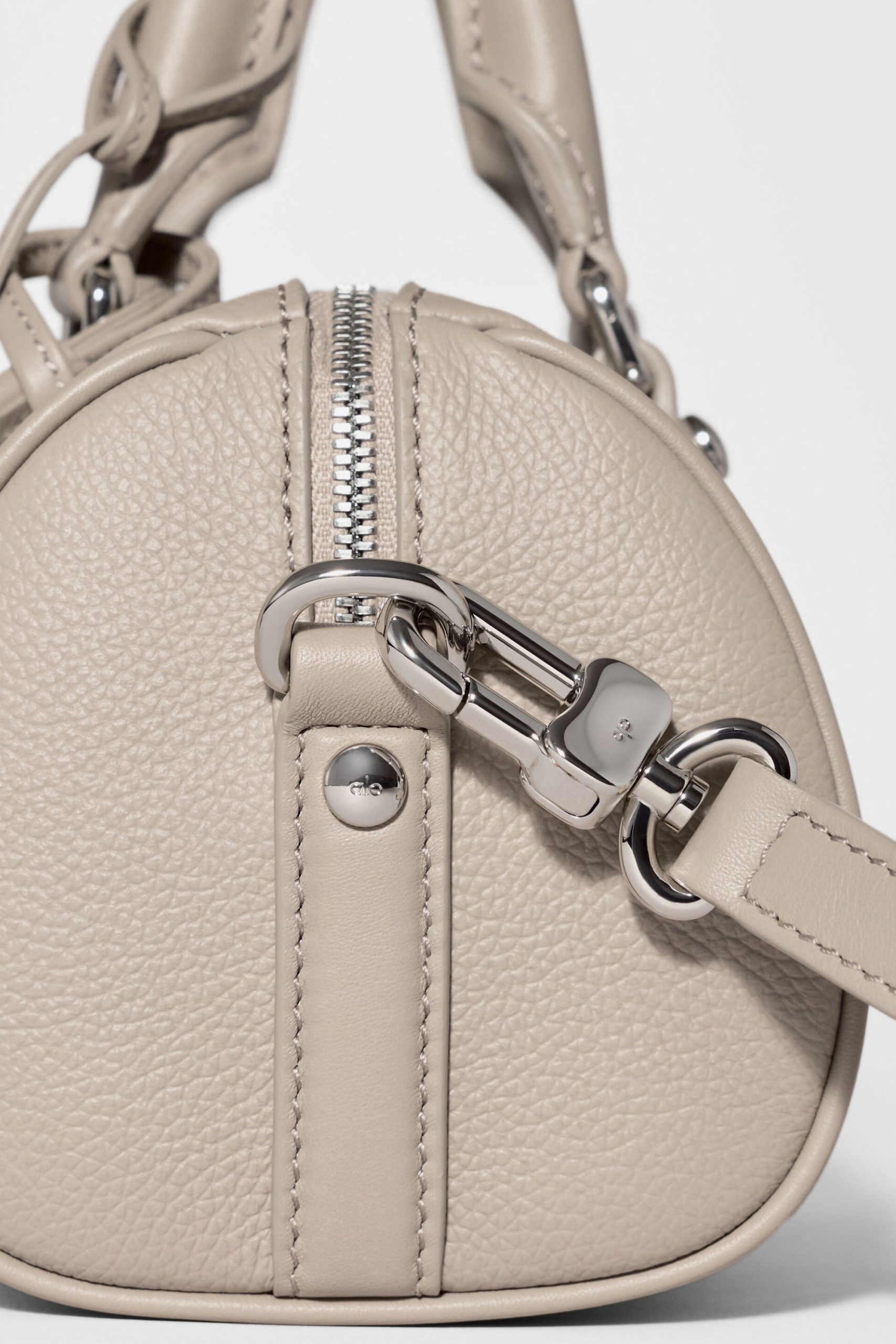 ALO Mini Voyage - Gravel Leather - Image 6