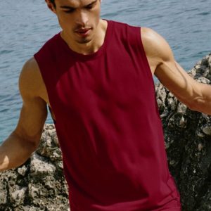 Conquer Muscle Tank - Garnet