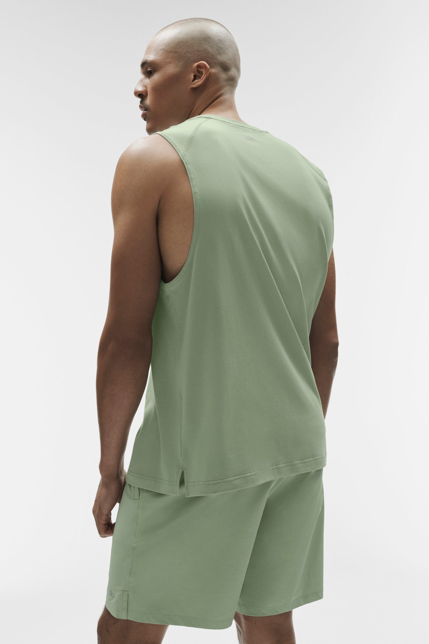 ALO Vapor Muscle Tank - Dune Grass - Image 4