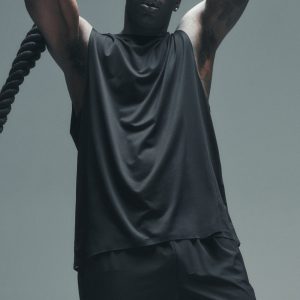 Idol Muscle Tank - Black