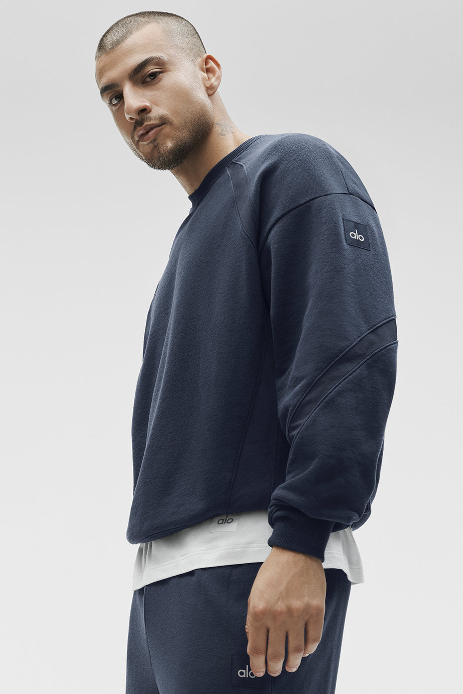 Field Crew Neck Sweatshirt - Navy - Image 3
