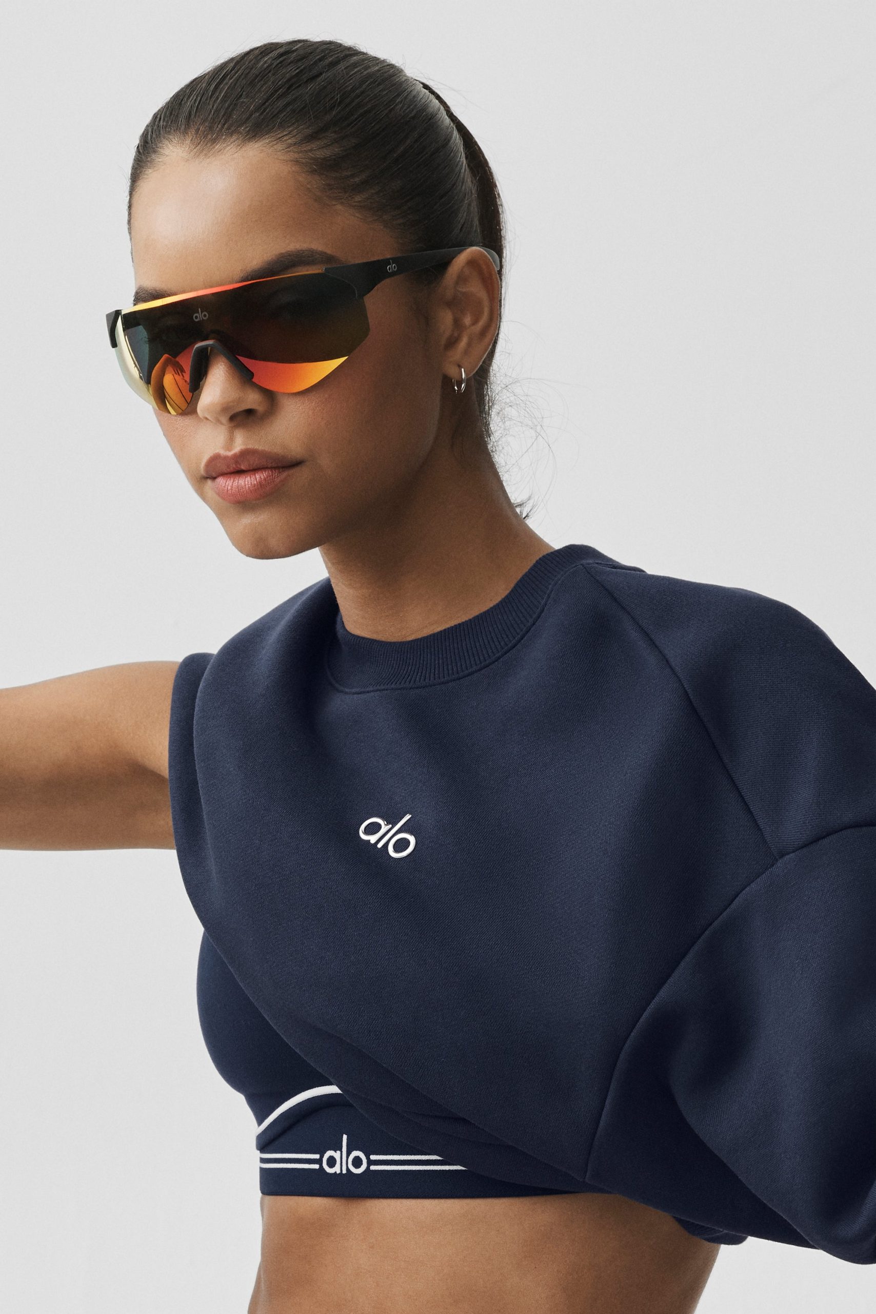 Accolade Crew Neck Pullover - Navy - Image 4