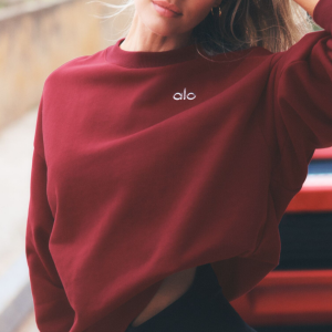 Accolade Crew Neck Pullover - Summer Romance Red