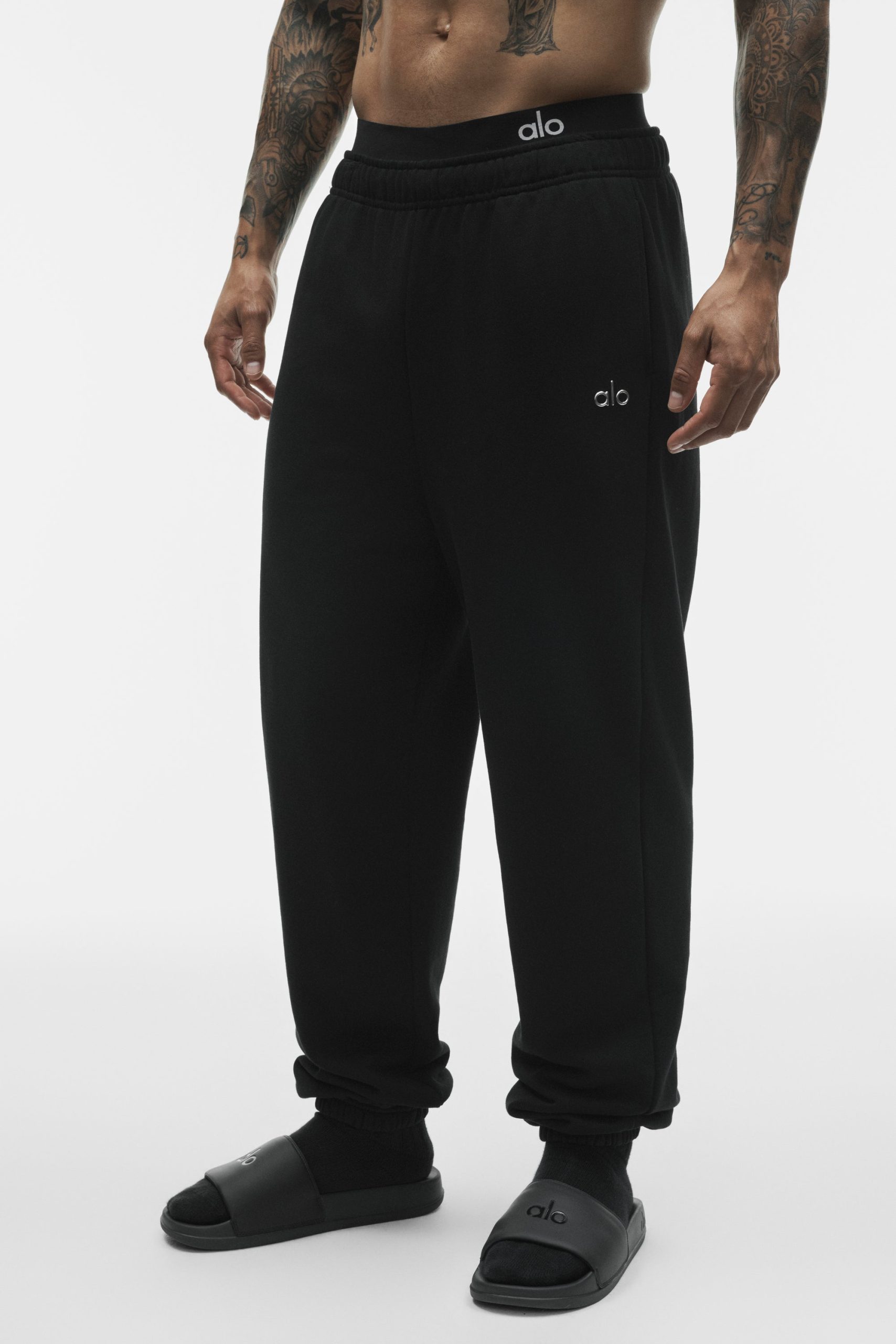Accolade Sweatpant - Black