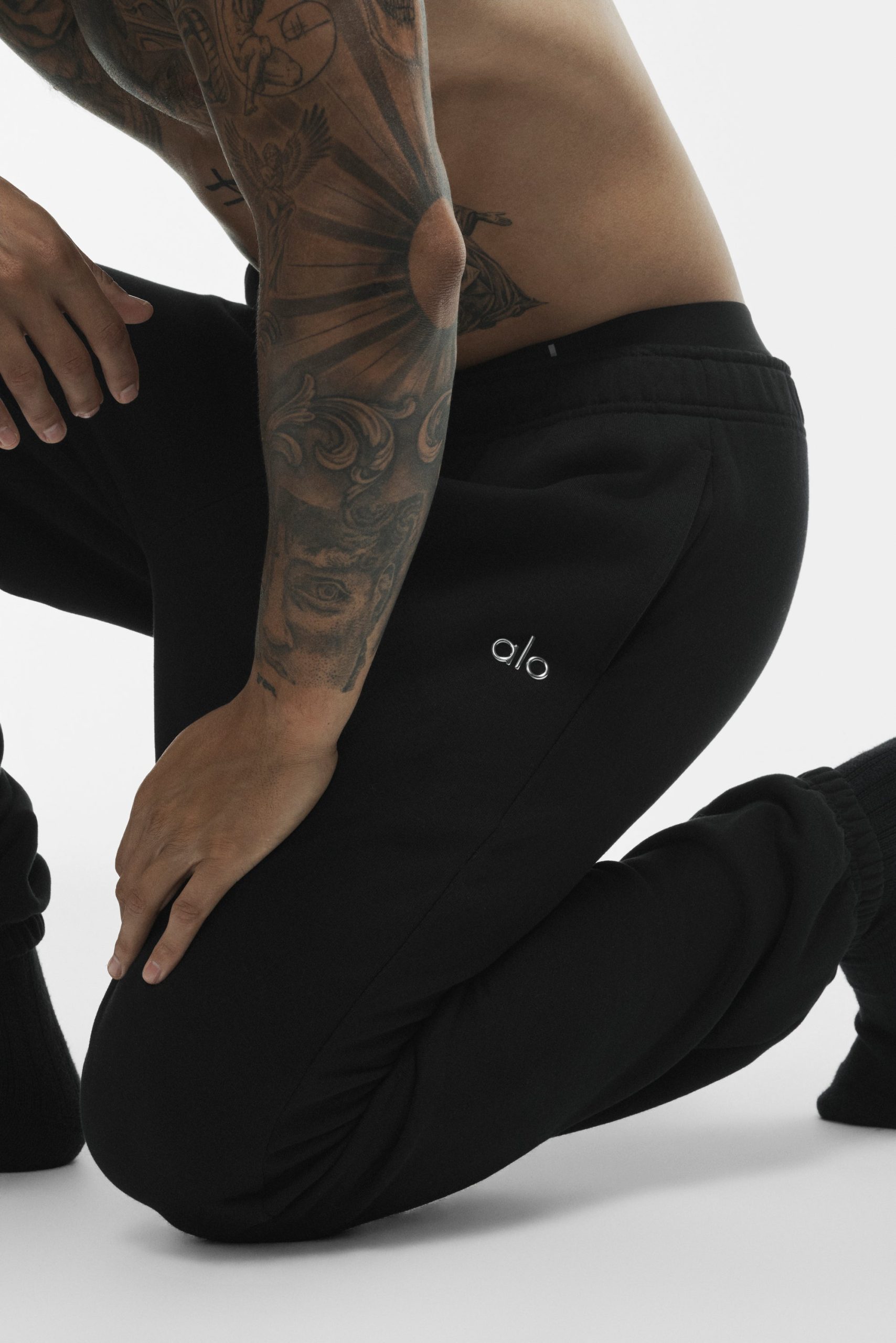 Accolade Sweatpant - Black - Image 3