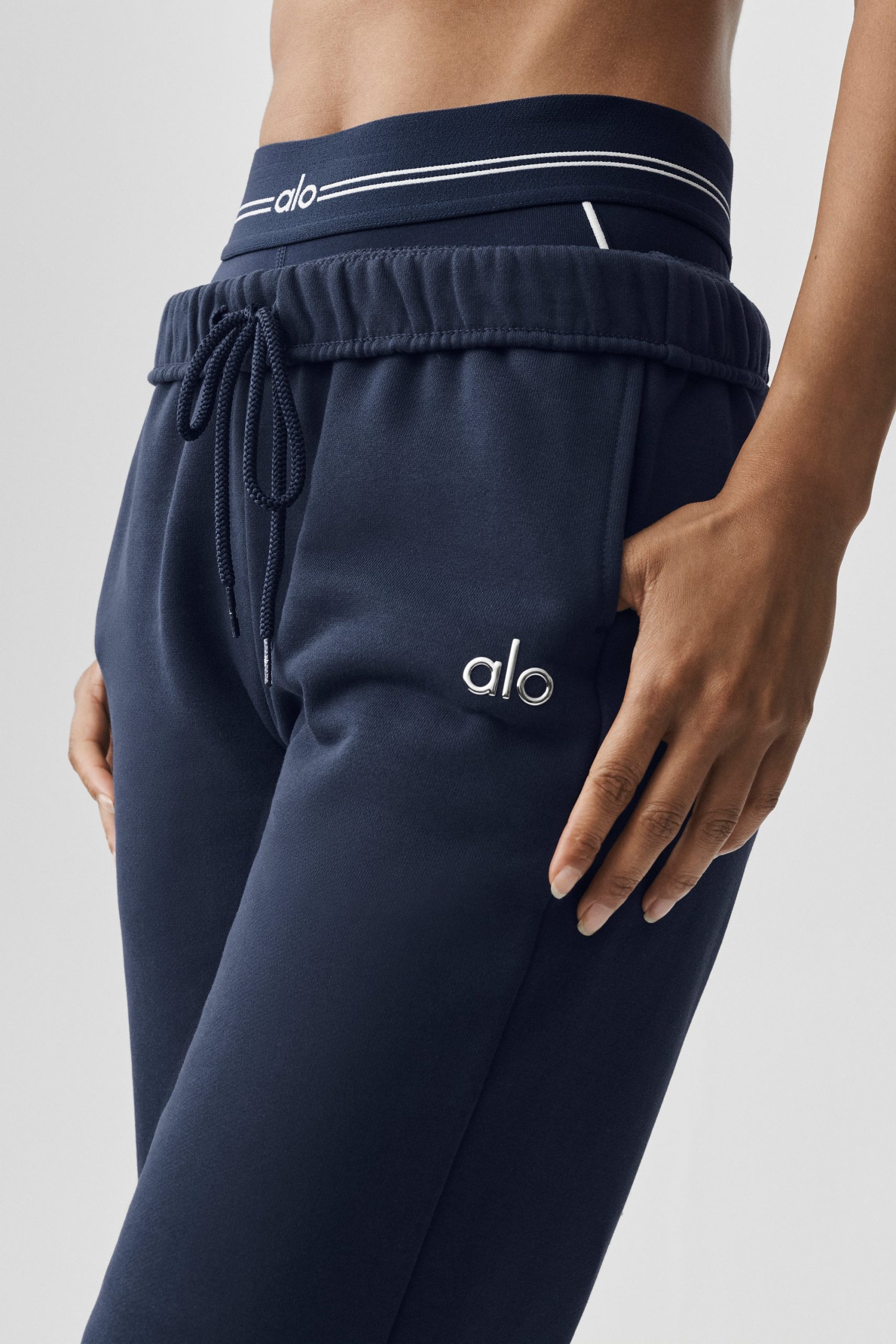 Accolade Sweatpant - Navy - Image 3