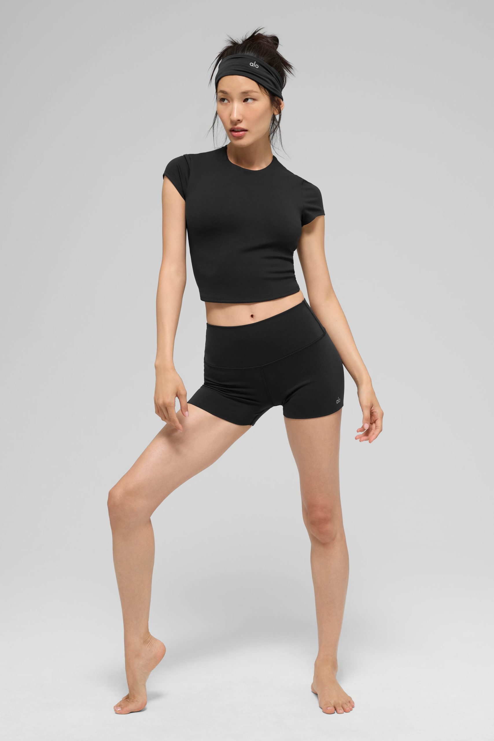 ALO Softsculpt Precision Short Sleeve Top - Black - Image 3