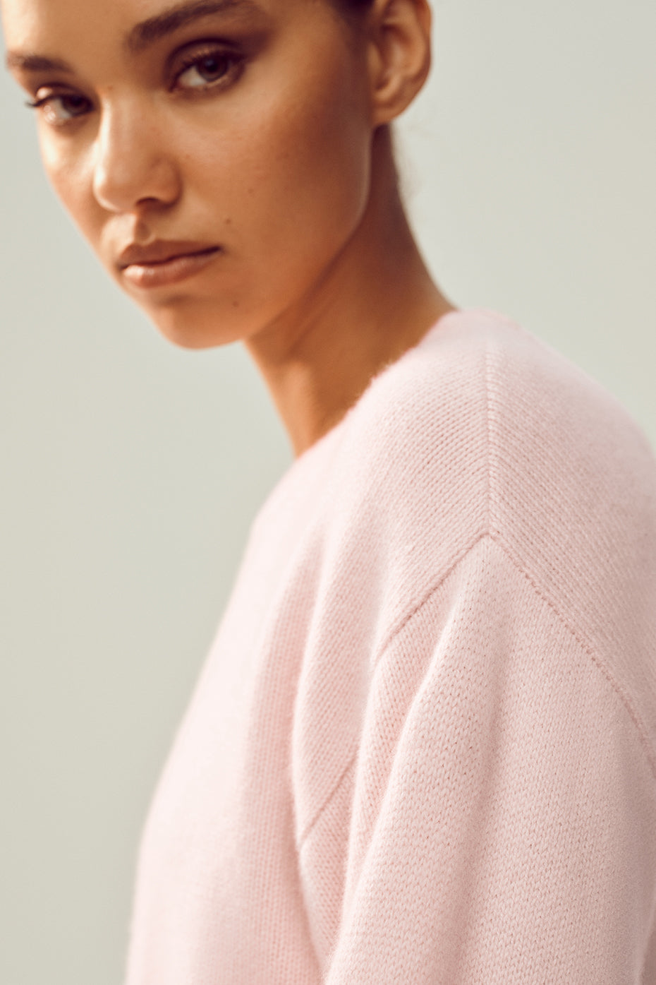 Cashmere Embrace Pullover - Frosted Pink - Image 4