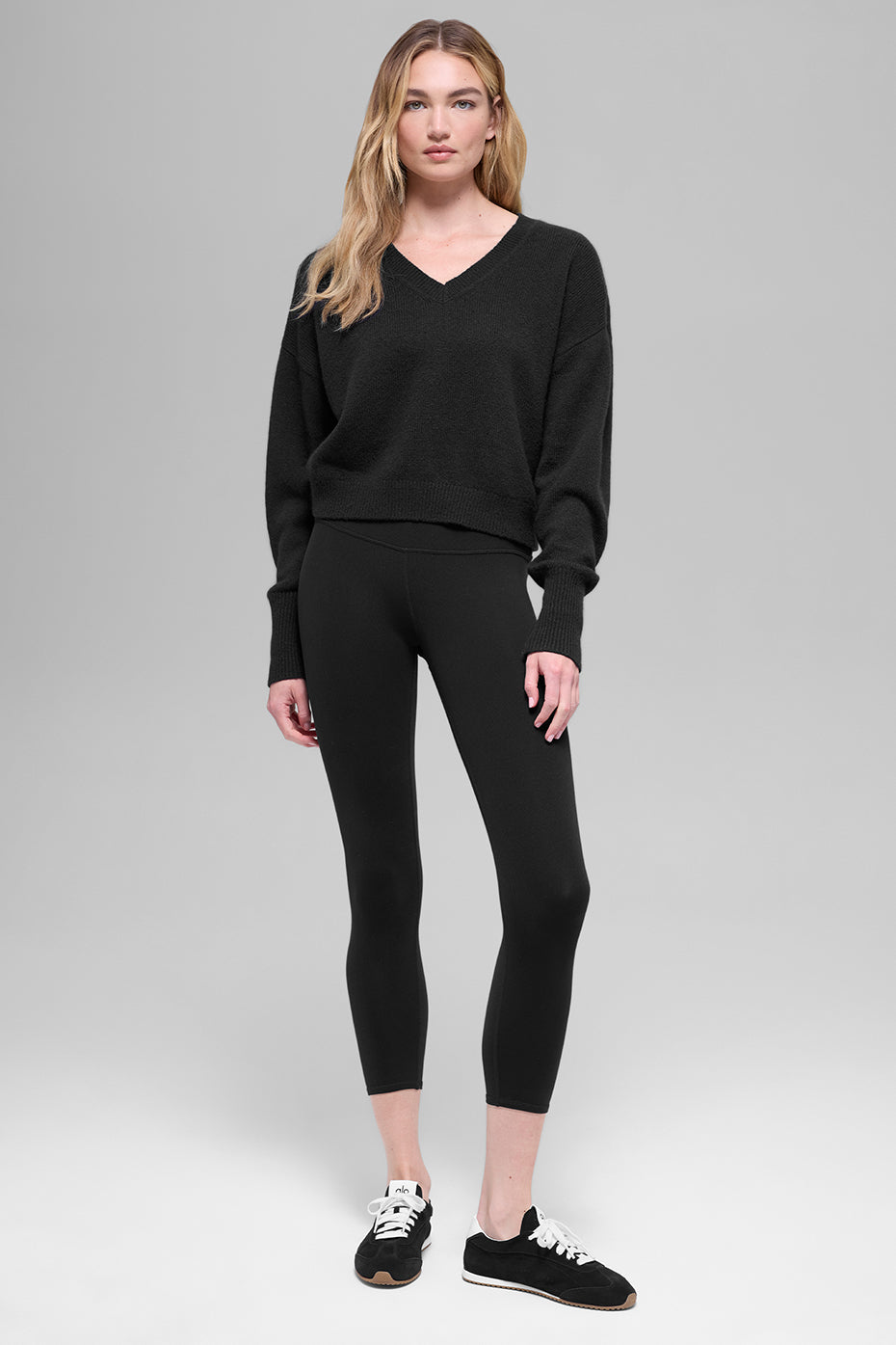 Wool Cashmere Cropped New Class V-Neck Sweater - Black - Image 4