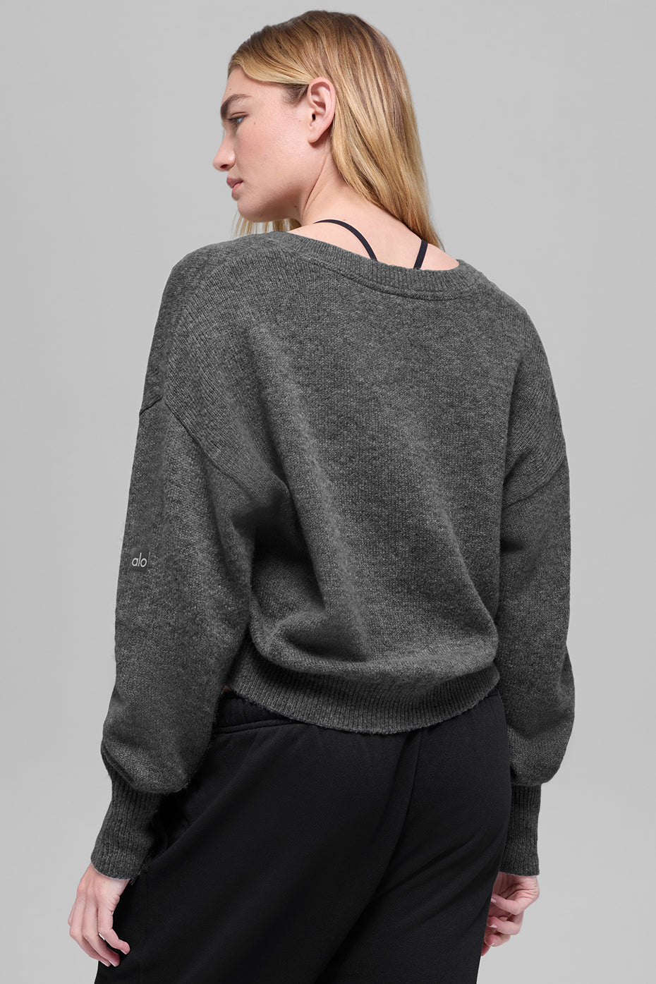 Wool Cashmere Cropped New Class V-Neck Sweater - Platinum Grey - Image 2