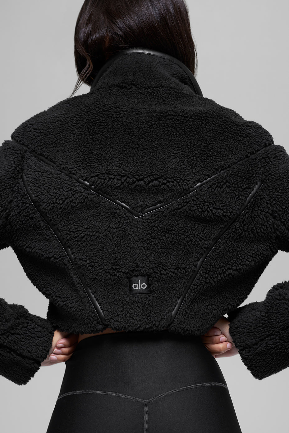 Sherpa Cropped Slope Side Jacket - Black - Image 3