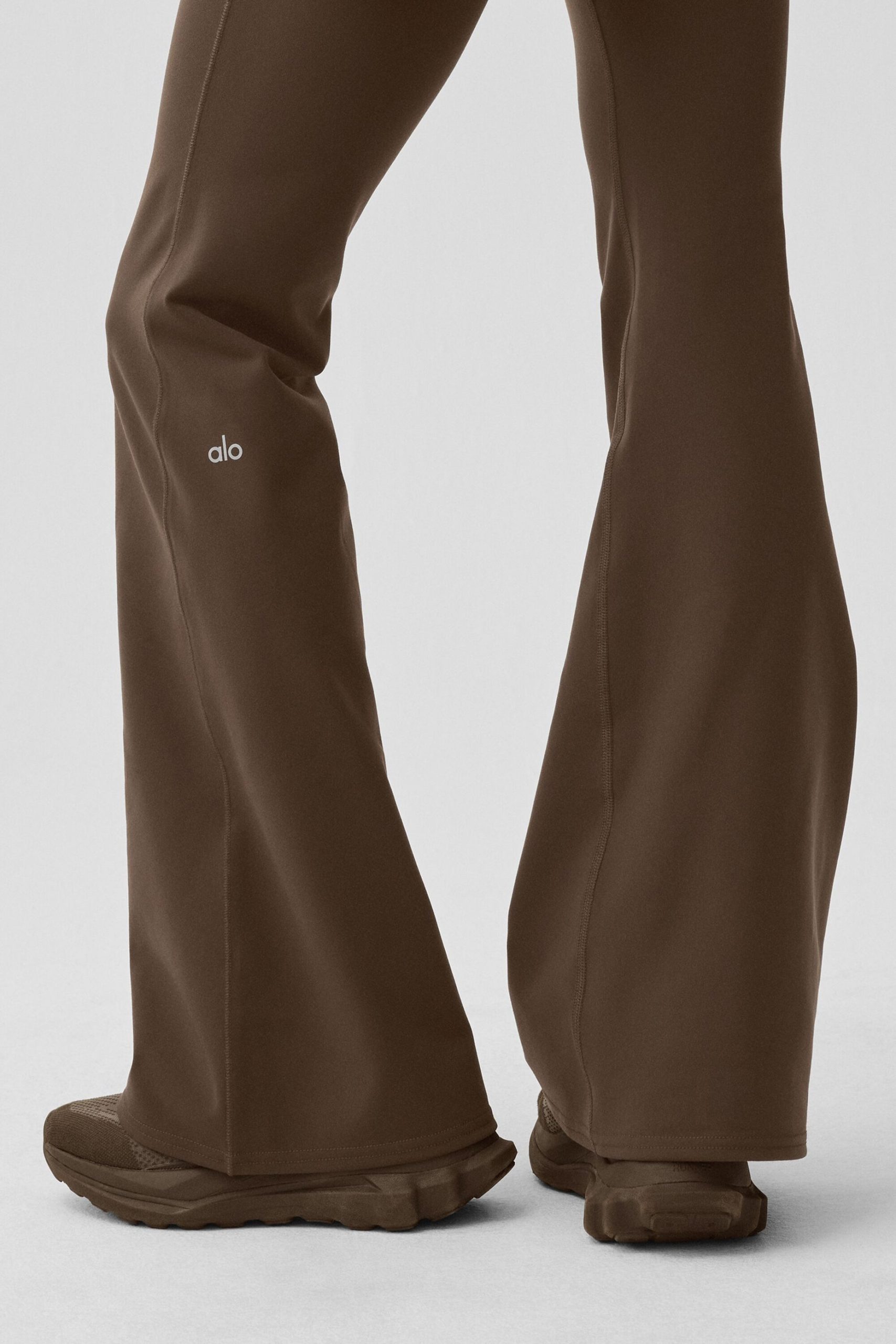 Airbrush Low-Rise Flare Legging (Regular) - Espresso - Image 4