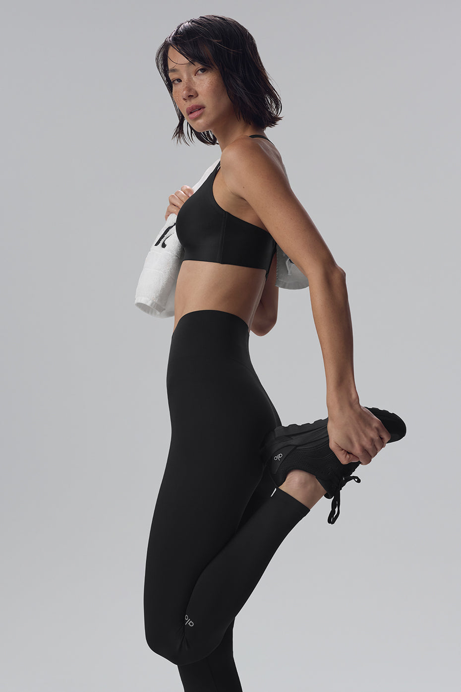 Airlift Strength Extreme High-Waist 7/8 Legging - Black - Image 4
