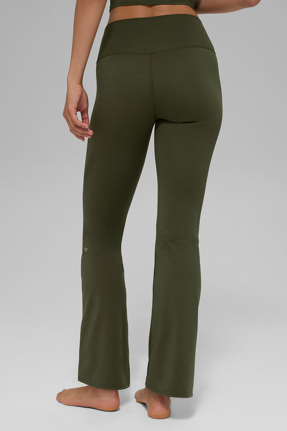 ALO Softsculpt High-Waist Bootcut Legging (Short) - Green Olive - Image 2