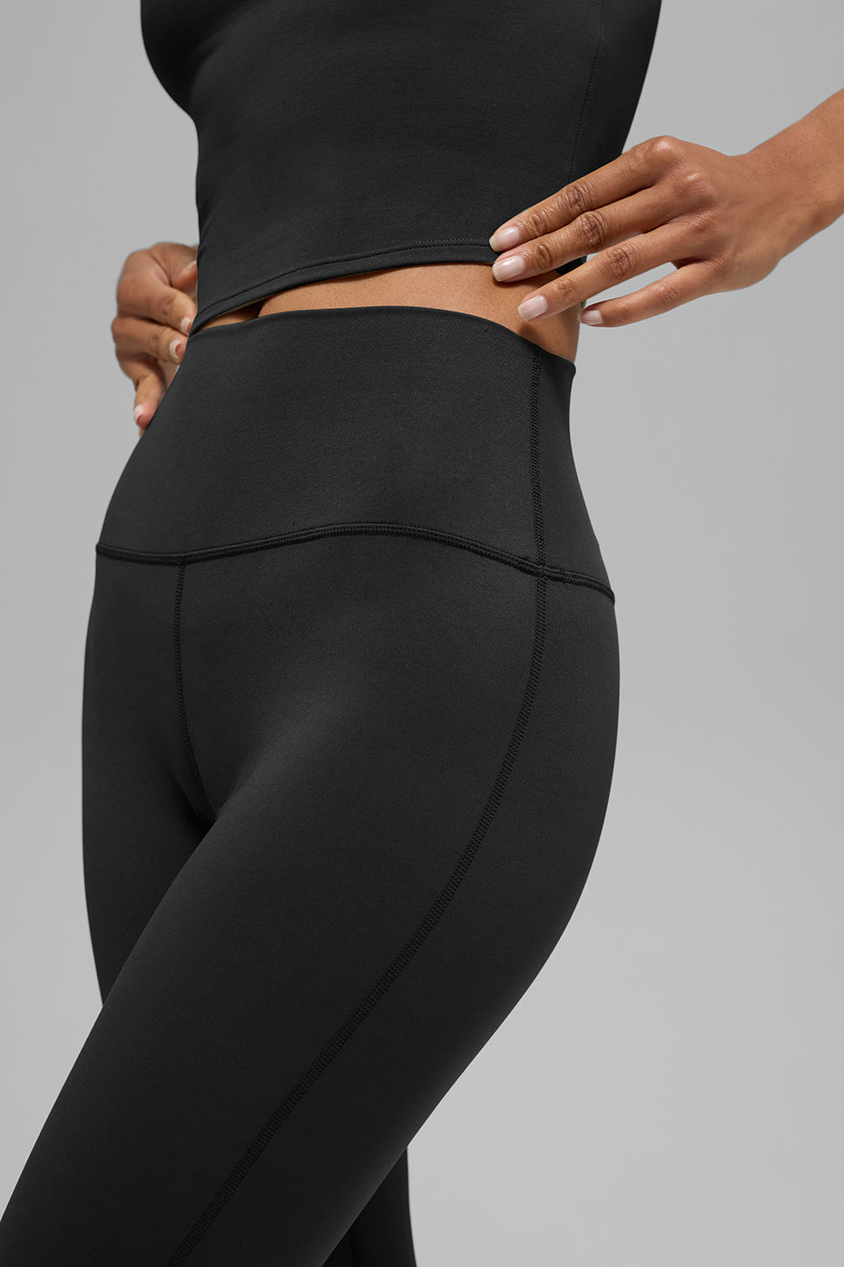 ALO Softsculpt High-Waist Bootcut Legging (Regular) - Black - Image 3