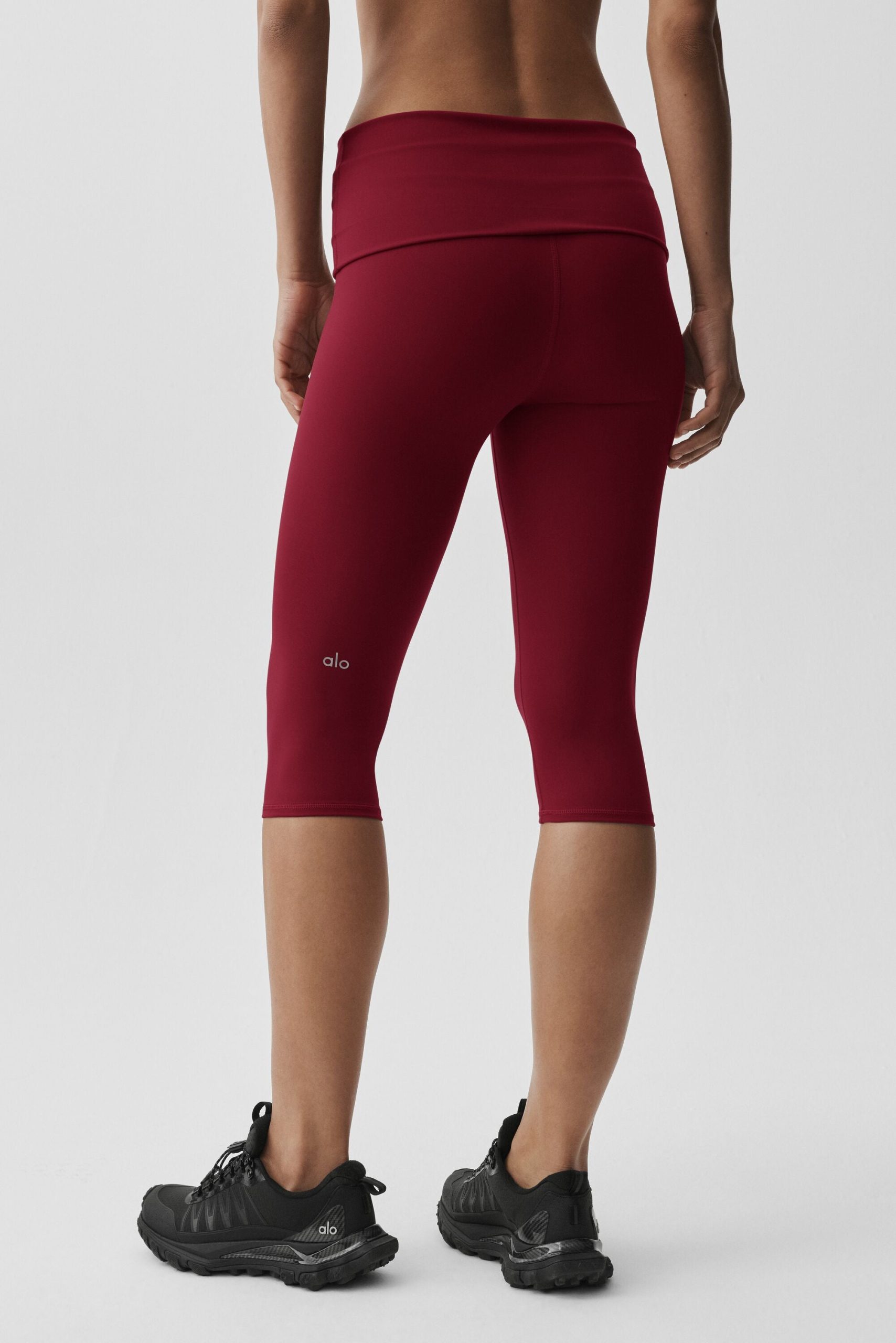 ALO Softsculpt Low-Rise Foldover Capri - Summer Romance Red - Image 2