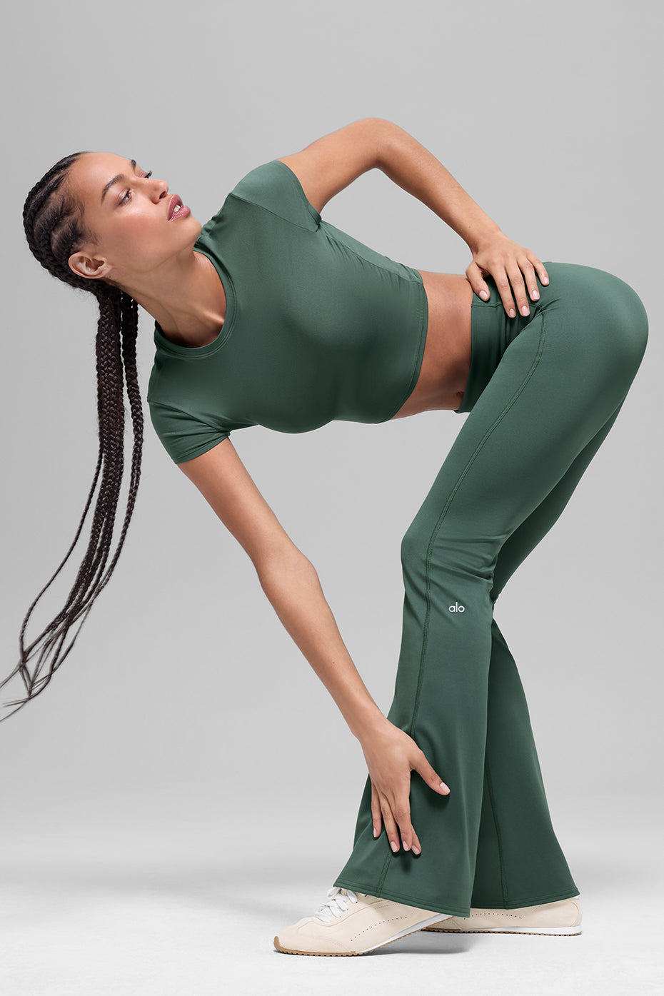 ALO Softsculpt Foldover Flare Legging (Short) - Clover Green - Image 4