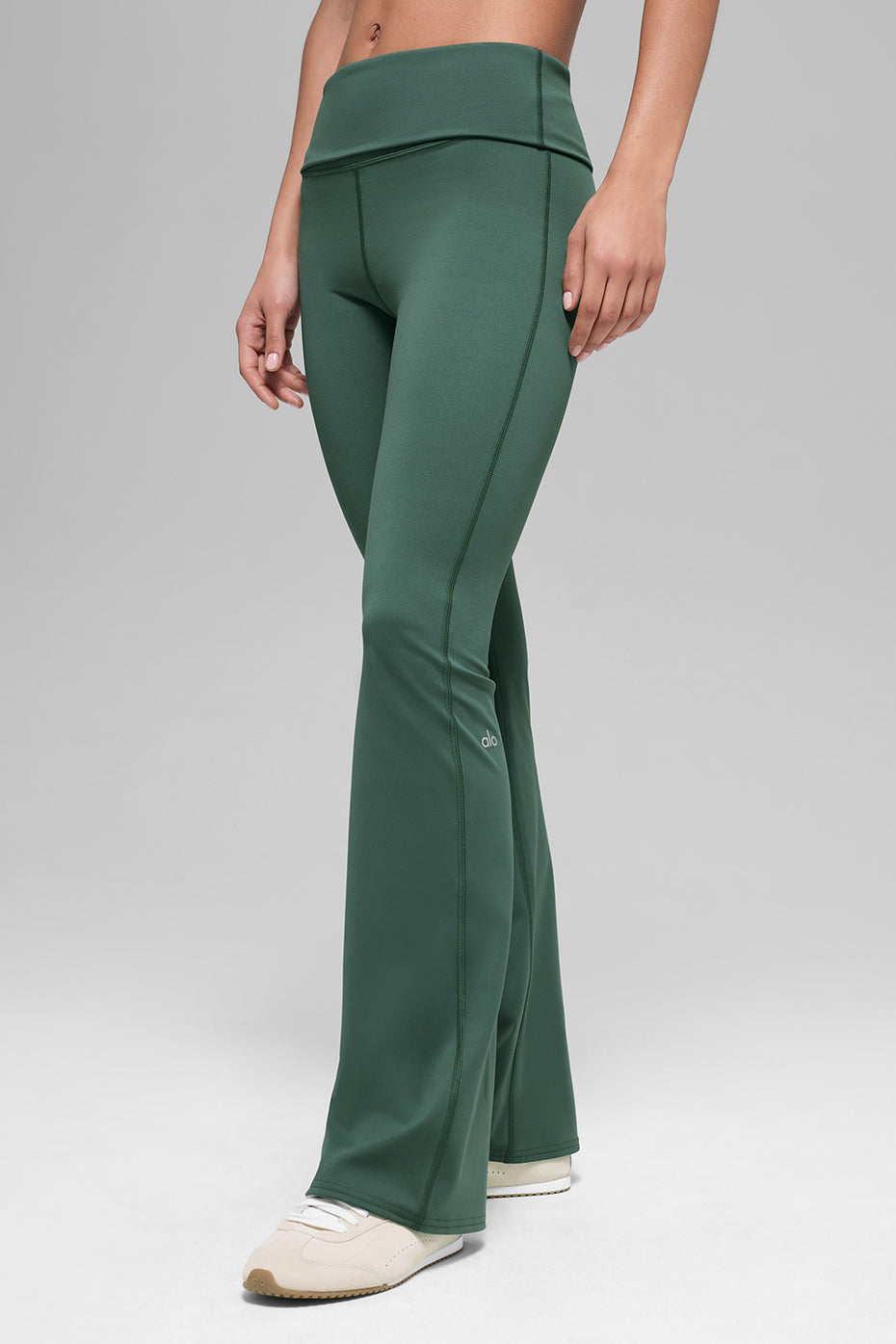 ALO Softsculpt Foldover Flare Legging (Short) - Clover Green - Image 3