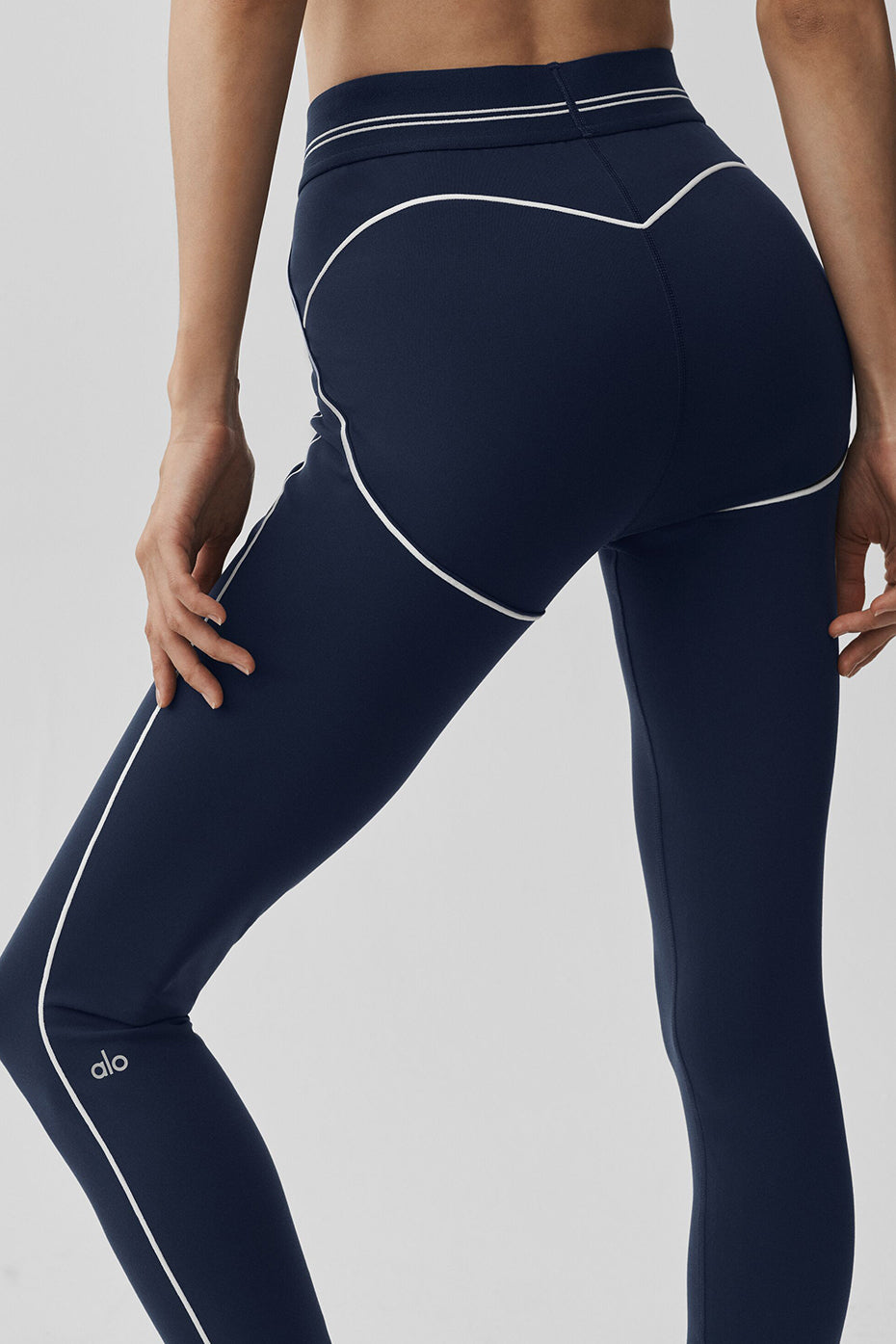 Airbrush High-Waist 7/8 Heart Throb Legging - Navy/White - Image 4