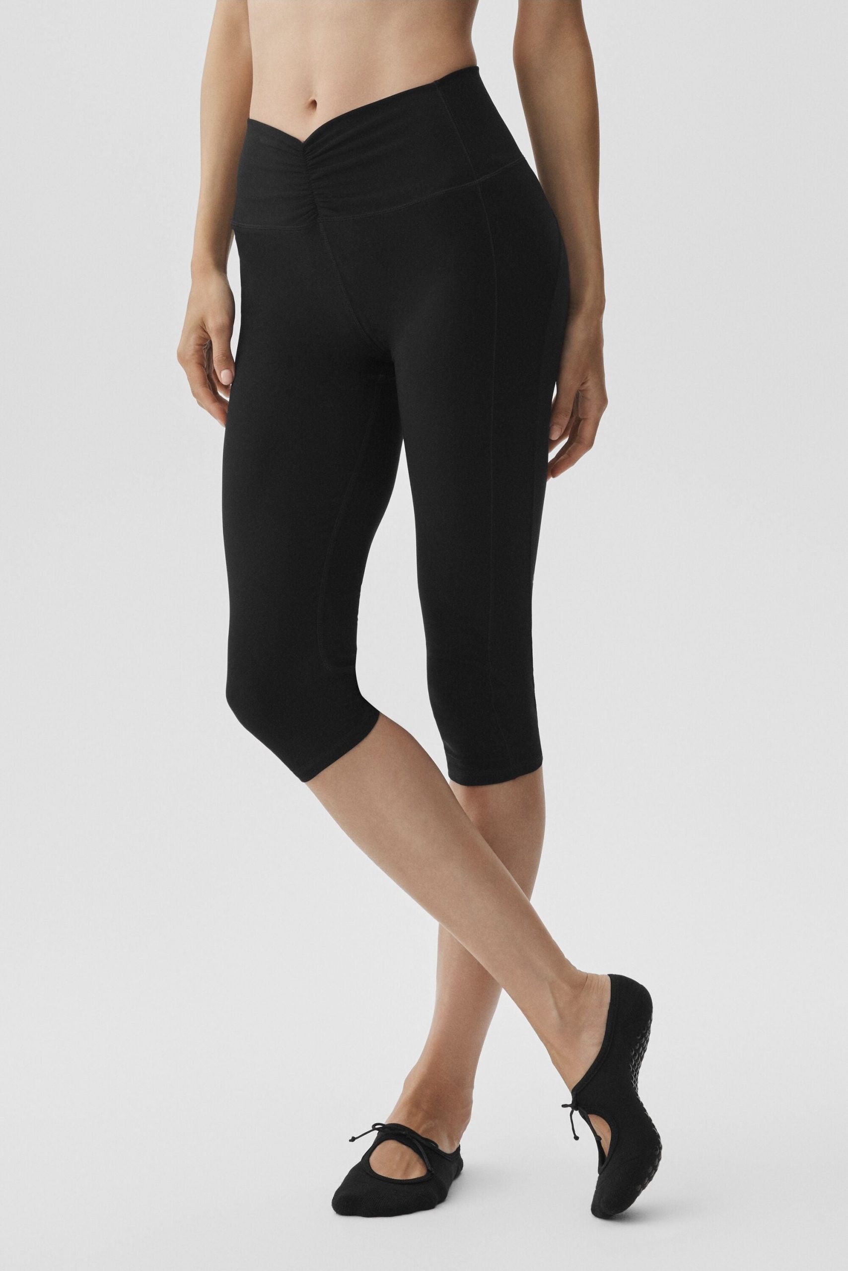 Alosoft High-Waist Intuition Capri - Black - Image 3