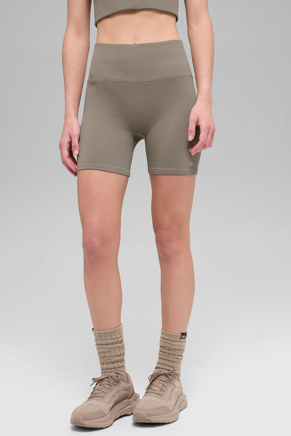 5 Seamless Ribbed Favorite Short - Light Cocoa - Image 2